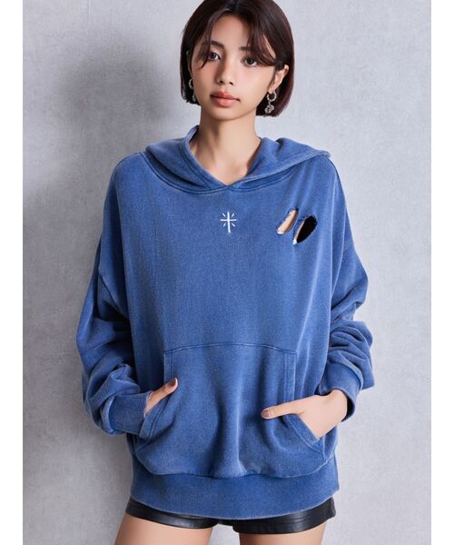 GYDA(ジェイダ)の「GENUINE BUNNYスウェットパーカー(パーカー・レディース・オフホワイト/ブラック/ネイビー/レッド・FREE)」の20枚目の写真