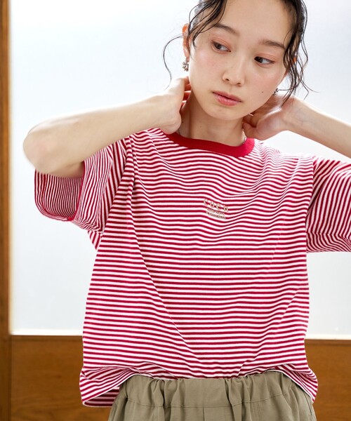 coen(コーエン)の「【新色登場】coen(コーエン)ロゴ刺繍コンパクトTシャツ(Tシャツ/カットソー・レディース・ライトグレー/ブラック/オフホワイト/その他1/レッド/ダークブラウン/ダークグレー/その他5/ナチュラル/その他4/その他6/ブラウン/その他9/その他7/その他8・M/L)」の12枚目の写真