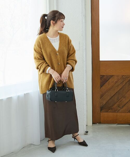 le.coeur blanc（ルクールブラン）の「《WEB限定アイテム》ウォッシャブルVネックワイドカーディガン（カーディガン/ボレロ・レディース・チャコールグレー/レッド/キャメル/ブルー/オフホワイト・38）」の22枚目の写真