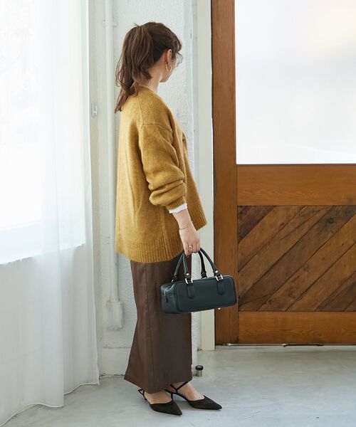 le.coeur blanc（ルクールブラン）の「《WEB限定アイテム》ウォッシャブルVネックワイドカーディガン（カーディガン/ボレロ・レディース・チャコールグレー/レッド/キャメル/ブルー/オフホワイト・38）」の20枚目の写真