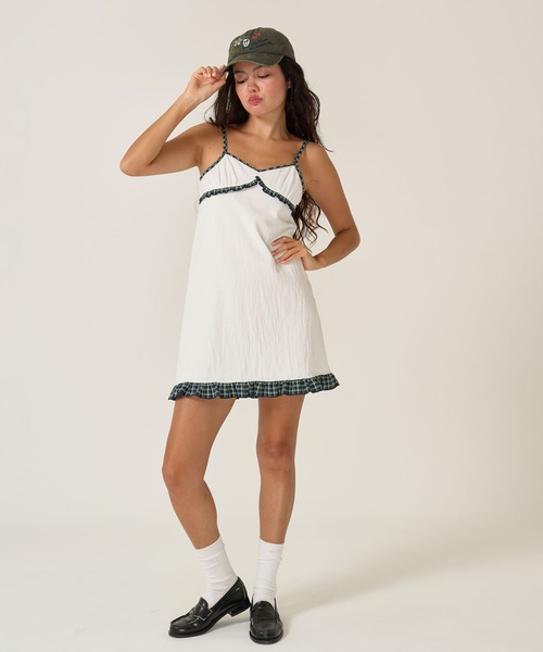 TINA：JOJUN（ティーナジョジュン）の「ヴィンテージライク キャップ TINA：JOJUN（キャップ・レディース・チャコール・F）」の2枚目の写真