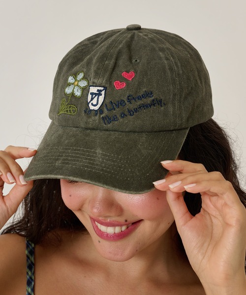 TINA：JOJUN（ティーナジョジュン）の「ヴィンテージライク キャップ TINA：JOJUN（キャップ・レディース・チャコール・F）」の7枚目の写真