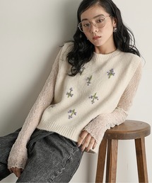 小花柄刺繍ニットベスト