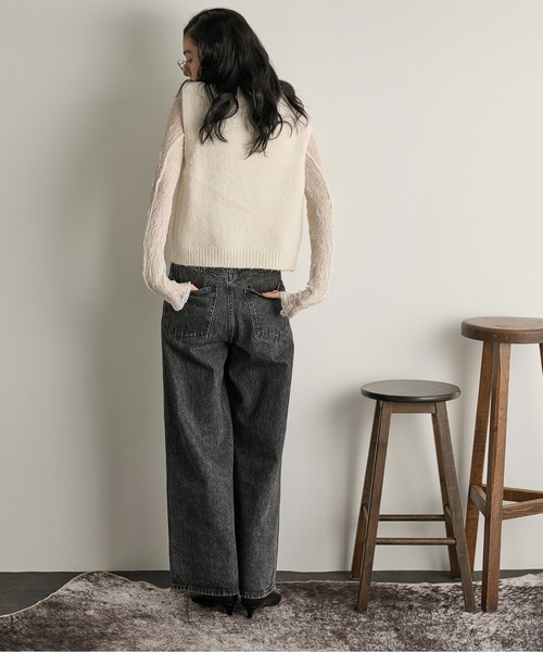 小花柄刺繍ニットベスト（ニット/セーター）｜THE YOn（ザヨン）の