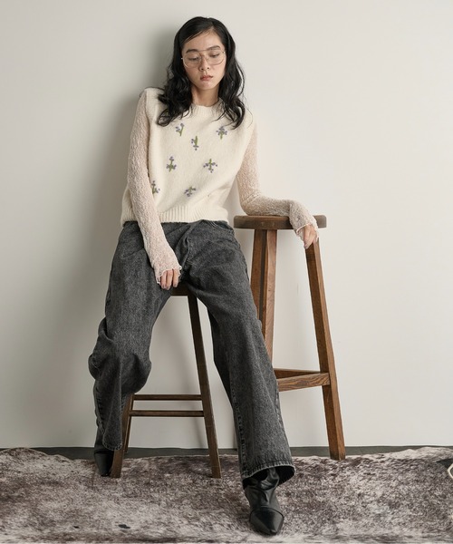 THE YOn（ザヨン）の「小花柄刺繍ニットベスト（ニット/セーター