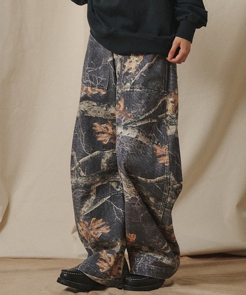 Universal Style Wear（ユニバーサルスタイルウェア）の「Universal Style Wear CAMO カーブ パンツ（その他パンツ・メンズ・グレー系カモフラージュ/デザートカモ/リアルツリーカモ・MEDIUM/LARGE/X-LARGE）」の2枚目の写真