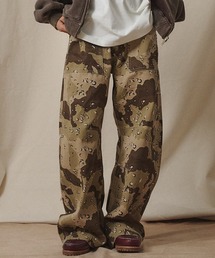 Universal Style Wear（ユニバーサルスタイルウェア）の「Universal Style Wear CAMO カーブ パンツ（その他パンツ）」