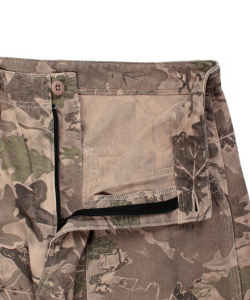 Universal Style Wear（ユニバーサルスタイルウェア）の「Universal Style Wear CAMO カーブ パンツ（その他パンツ・メンズ・グレー系カモフラージュ/デザートカモ/リアルツリーカモ・MEDIUM/LARGE/X-LARGE）」の10枚目の写真