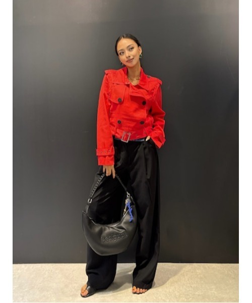 Desigual(デシグアル)の「4WAY 取り外し可能 トレンチコートロングジャケット レッド(トレンチコート・レディース・レッド・S/M/L/XL/XS)」の1枚目の写真
