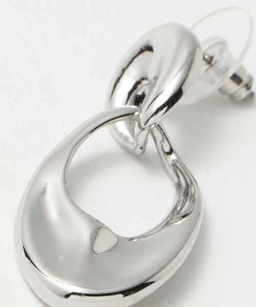 green label relaxing（グリーンレーベルリラクシング）の「Wオーバルリング ピアス（ピアス（両耳用）・レディース・シルバー/ゴールド・FREE）」の4枚目の写真