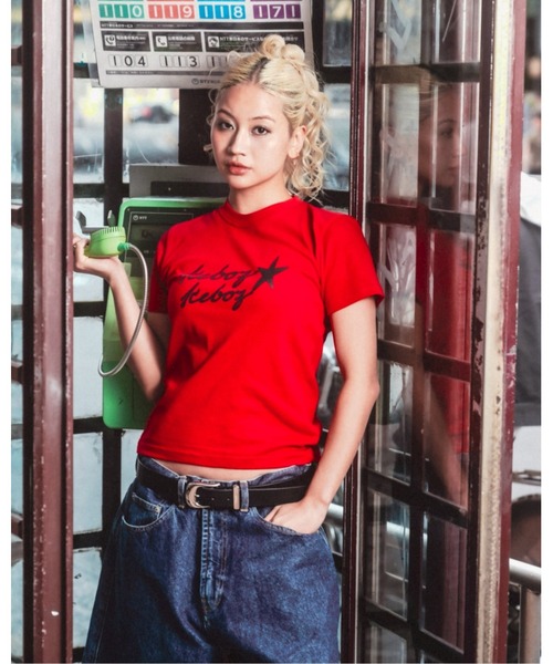 KEBOZ（ケボズ）の「STARTRIP S/S TEE（Tシャツ/カットソー・レディース・ブラック/レッド/ホワイト・M/S）」の3枚目の写真