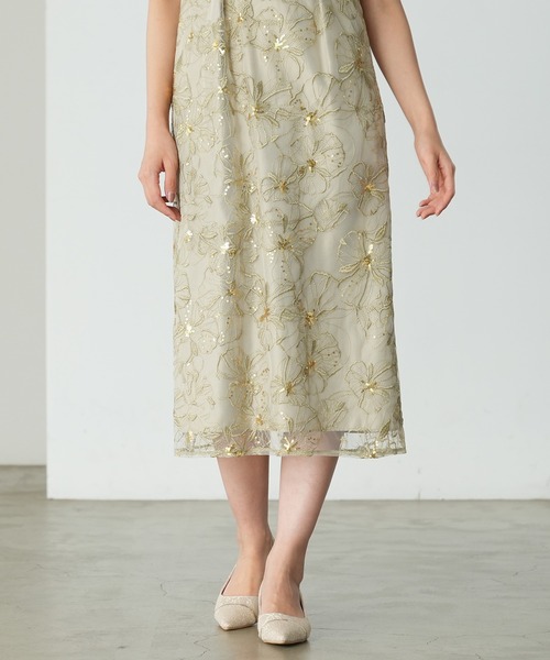 TRUDEA（トルディア）の「スパンコール刺繍レースドレス（ドレス