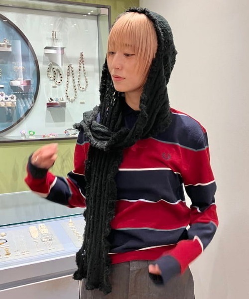 Ray BEAMS（レイビームス）の「フリル フード マフラー（マフラー・レディース・グレー/ブラック・ONE SIZE）」の16枚目の写真