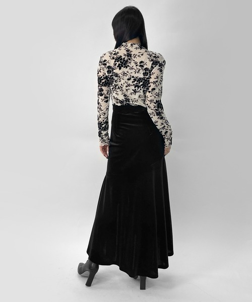 LVEU.(ラブユ.)の「【LVEU.】ベロアレースシアートップス / トップス カットソー シアー レース ベロア ハイネック 長袖 花柄 ボタニカル柄 フラワー レイヤード インナー モード ブラック アイボリー(Tシャツ/カットソー・レディース・ブラック/アイボリー・FREE)」の14枚目の写真