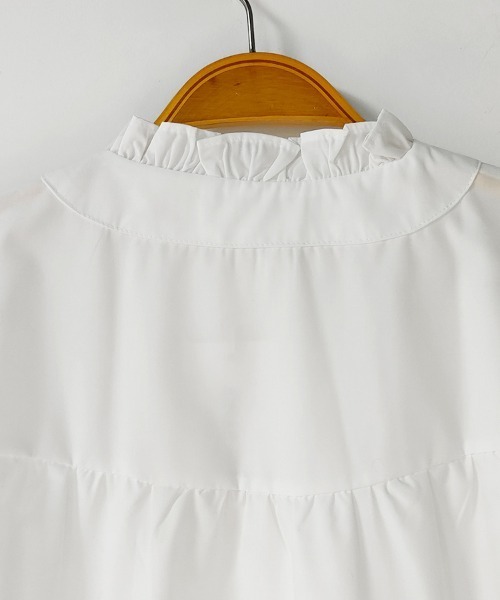 ReRe(リリ)の「スタンドカラーフリルネックシャツ(シャツ/ブラウス・レディース・ホワイト/ホワイト系その他・MEDIUM/LARGE/X-LARGE/SMALL)」の8枚目の写真