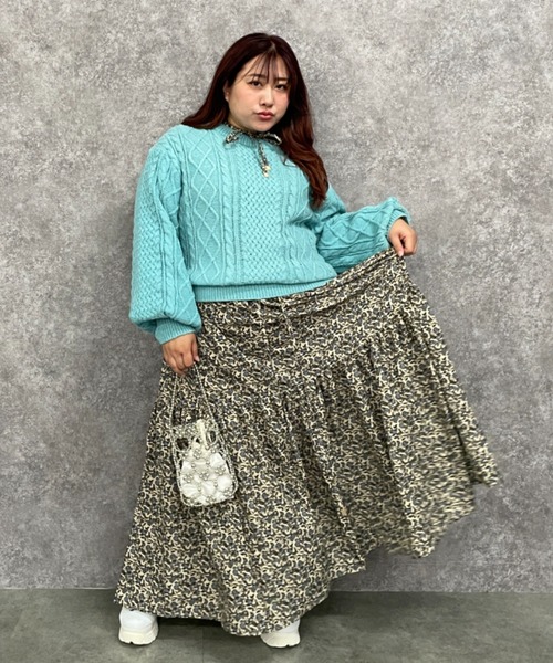 GEVS.(ジェイヴィス)の「小花プリントマキシワンピース<大きいサイズ有>GEVS.(ワンピース・レディース・ブラック系/グレイッシュベージュ・5L/4L/3L/LL/L/M)」の14枚目の写真