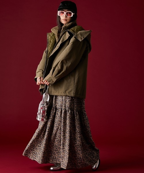 GEVS.(ジェイヴィス)の「小花プリントマキシワンピース<大きいサイズ有>GEVS.(ワンピース・レディース・ブラック系/グレイッシュベージュ・5L/4L/3L/LL/L/M)」の19枚目の写真