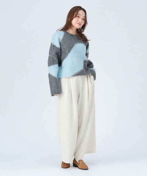 BEAMS HEART(ビームスハート)の「ニュアンス シャギー ニット(ニット/セーター・レディース・ホワイト系その他5/チャコールグレー/ピンク・FREE)」の8枚目の写真