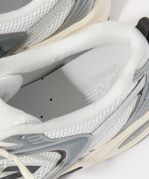 NEW BALANCE(ニューバランス)の「【New Balance(ニューバランス)】530(スニーカー・メンズ・ホワイト・26.5/27.5)」の9枚目の写真