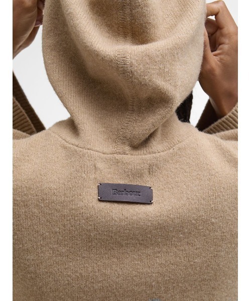 Barbour（バブアー）の「Evetteニットフーディ（レディース（ニット/セーター・レディース・ベージュ/ホワイト・6/8）」の13枚目の写真