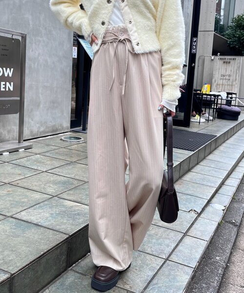 トレフルパールパンツ白にた近いべージュ トレフルパールパンツ白にた