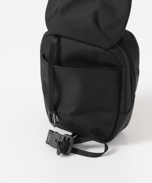 Aer(エアー)の「Aer Street Sling(ショルダーバッグ・メンズ・ブラック・FREE)」の5枚目の写真