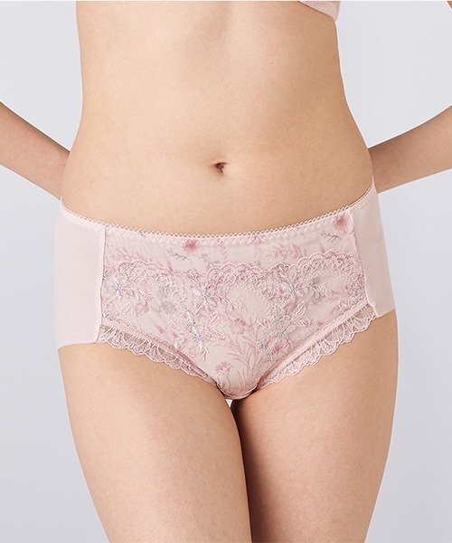 Triumph（トリンプ）の「天使のブラ スリムライン644 ボーイズレングス TR644 PT（ショーツ・レディース・ライトピンク/ホワイト/レッド/ダークグリーン・M/L）」の4枚目の写真