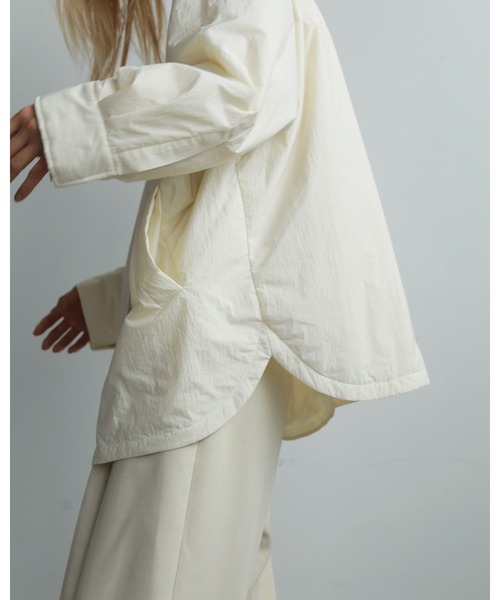 anuke（アンヌーク）の「Padding Botton Shirts（シャツ/ブラウス・レディース・アイボリー/ブラック・FREE）」の5枚目の写真