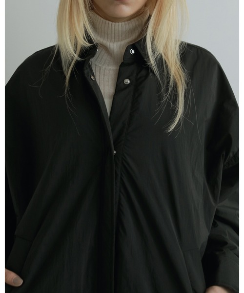 anuke（アンヌーク）の「Padding Botton Shirts（シャツ/ブラウス・レディース・アイボリー/ブラック・FREE）」の6枚目の写真
