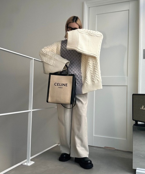 CFT.（シフト）の「ハニカムケーブルコンビニット（ニット/セーター・レディース・ブラック×グリーン/ホワイト×グレー・FREE）」の8枚目の写真