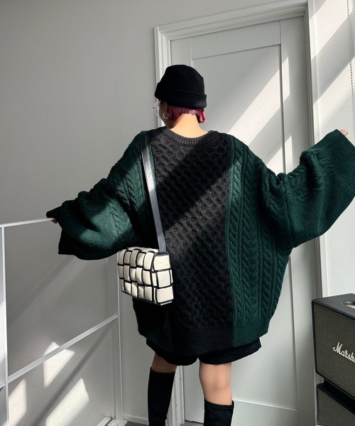 CFT.（シフト）の「ハニカムケーブルコンビニット（ニット/セーター・レディース・ブラック×グリーン/ホワイト×グレー・FREE）」の14枚目の写真