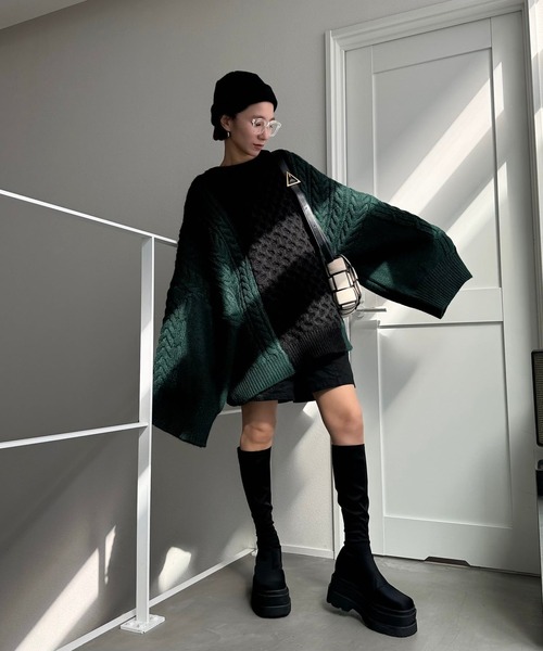 CFT.（シフト）の「ハニカムケーブルコンビニット（ニット/セーター・レディース・ブラック×グリーン/ホワイト×グレー・FREE）」の17枚目の写真