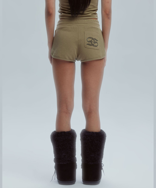 GILAARCHIVE（ギラアーカイブ）の「SYMBOL DOLPHIN SHORTS_OL（その他パンツ・レディース・その他・FREE）」の3枚目の写真