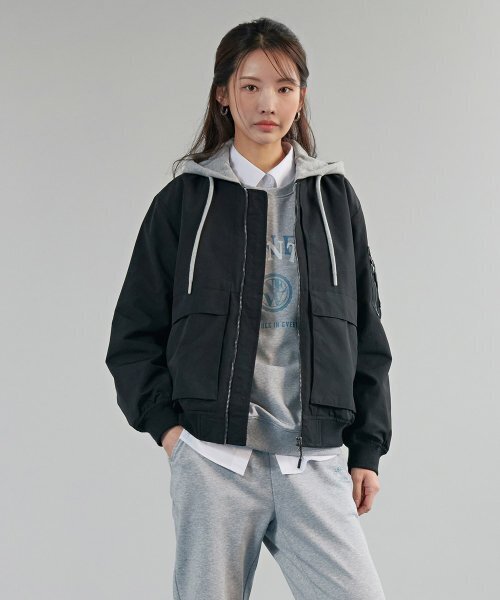 CHASECULT(チェイスカルト)の「共用フード内側取り外し可能ジャンパー-DARU4111B03(ブルゾン・メンズ・ブラック・95/105/90/100/110)」の4枚目の写真