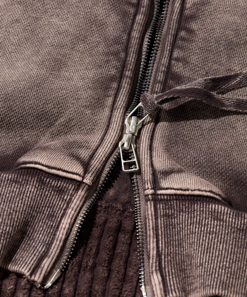 go slow caravan(ゴースローキャラバン)の「MIX FAB ルーズスウェットZIPパーカー HARD PIGMENT DYE(パーカー・メンズ・ダークブラウン/カーキ・LARGE/MEDIUM)」の9枚目の写真