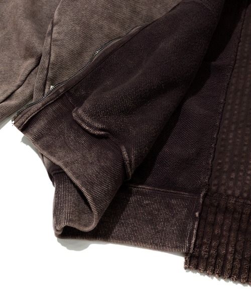 go slow caravan(ゴースローキャラバン)の「MIX FAB ルーズスウェットZIPパーカー HARD PIGMENT DYE(パーカー・メンズ・ダークブラウン/カーキ・LARGE/MEDIUM)」の10枚目の写真