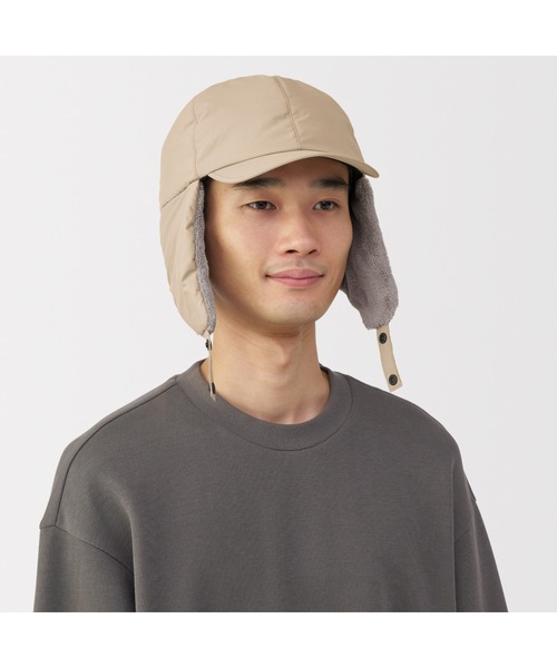 無印良品（ムジルシリョウヒン）の「吸湿発熱中わた表面撥水耳当て付き　キャップ（キャップ・レディース・ベージュ/ブラック・57.5-59cm）」の14枚目の写真