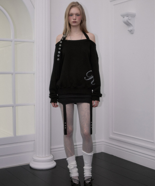 ROSEFRANTZ（ロゼフランツ）の「Eyelet Strap Open Sweatshirt [Black]（スウェット・レディース・ブラック・OS）」の2枚目の写真