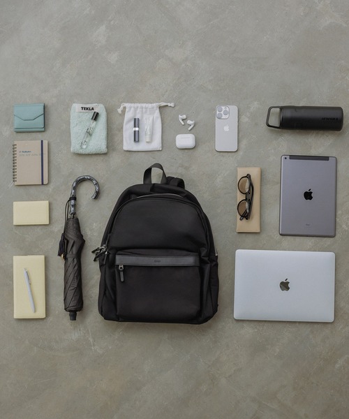 E'POR(エポール)の「【E'POR】【A4/PC対応・撥水・軽量】Pac Sac(パックサック)【26SS/新型】/累計1万点販売・一部WEB限定(バックパック/リュック・レディース・ダークブラウン/ベージュ/ブラック/グレー・FREE)」の5枚目の写真