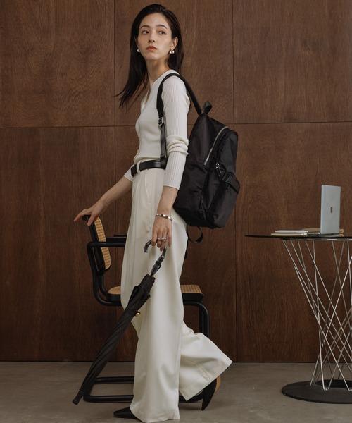 E'POR(エポール)の「【E'POR】【A4/PC対応・撥水・軽量】Pac Sac(パックサック)【26SS/新型】/累計1万点販売・一部WEB限定(バックパック/リュック・レディース・ダークブラウン/ベージュ/ブラック/グレー・FREE)」の9枚目の写真