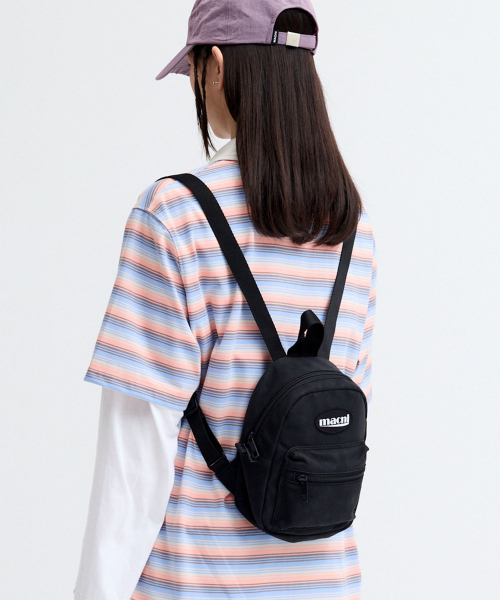 MACNI(マクニ)の「PEPPY MICRO BACKPACK BLACK(バックパック/リュック・レディース・その他・FREE)」の1枚目の写真
