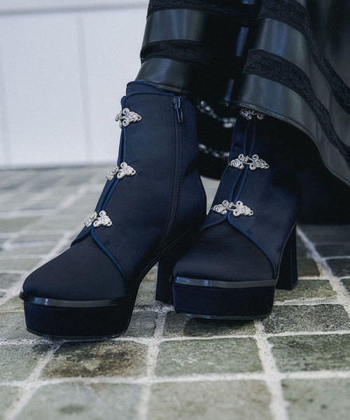 HARE（ハレ）の「メタルチャイナパーツブーツ(HARE)（ブーツ・レディース・ブラック/ネイビー/パープル・MEDIUM/LARGE）」の7枚目の写真