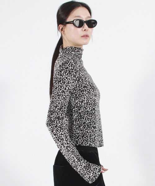 DEMARC（ドゥマーク）の「LEOPARD HIGH-NECK LONG SLEEVE TEE -  black（Tシャツ/カットソー・レディース・その他・MEDIUM/LARGE）」の10枚目の写真