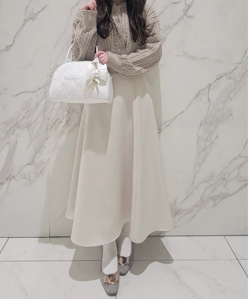 Maison de FLEUR（メゾンドフルール）の「リボンキルティング2Wayボストンバッグ（ハンドバッグ・レディース・アイボリー/ピンク・FREE）」の3枚目の写真