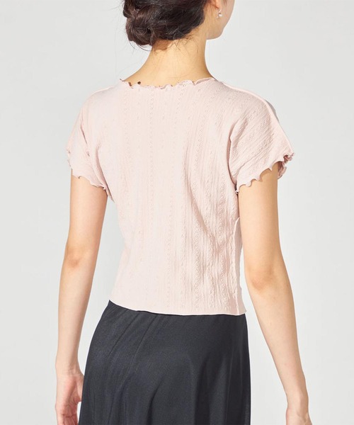 Chacott(チャコット)の「【ノーソーイングニット】メロウコンパクトニットTシャツ(ニット/セーター・レディース・ピンク/ブラック・M)」の9枚目の写真