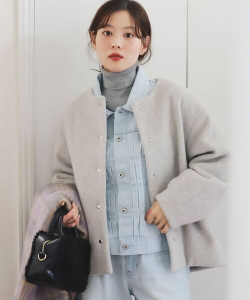 le.coeur blanc（ルクールブラン）の「ソフトデニムジャケット（デニムジャケット・レディース・ブルー/ライトブルー・38）」の2枚目の写真