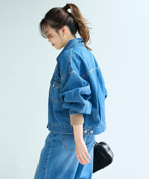 le.coeur blanc（ルクールブラン）の「ソフトデニムジャケット（デニムジャケット・レディース・ブルー/ライトブルー・38）」の12枚目の写真