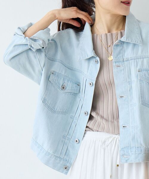 le.coeur blanc（ルクールブラン）の「ソフトデニムジャケット（ブルゾン・レディース・ブルー/ライトブルー・38）」の7枚目の写真