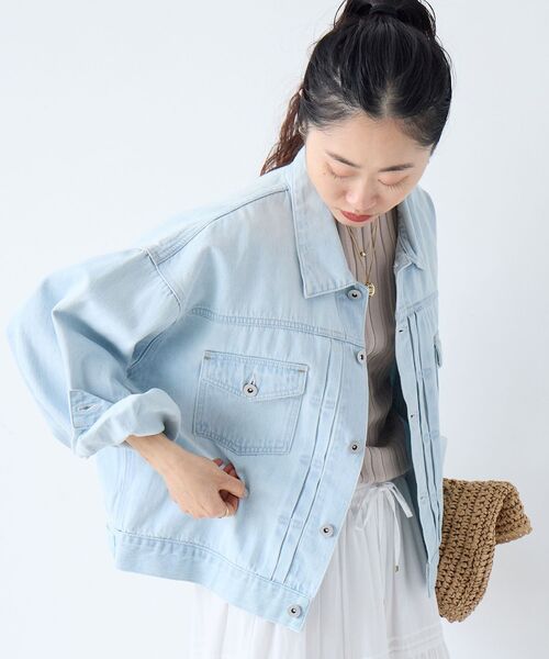 le.coeur blanc（ルクールブラン）の「ソフトデニムジャケット（ブルゾン・レディース・ブルー/ライトブルー・38）」の8枚目の写真