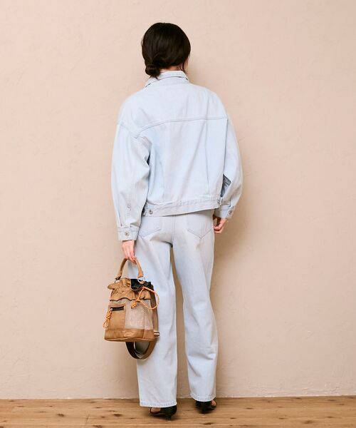 le.coeur blanc（ルクールブラン）の「ソフトデニムジャケット（ブルゾン・レディース・ブルー/ライトブルー・38）」の20枚目の写真